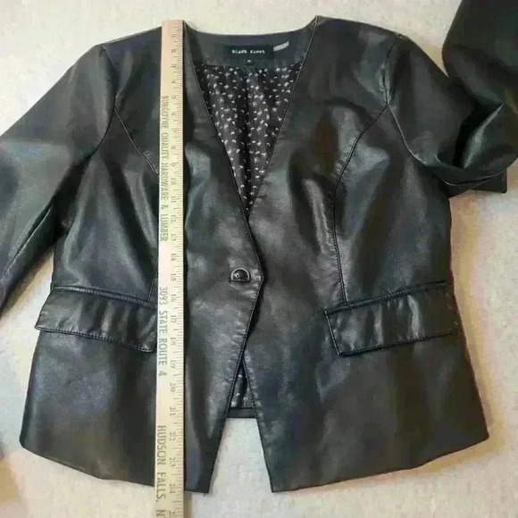Black Rivet Blazer Jacket Womens XL Faux Leather Black One Button Collarless - Picture 15 of 16